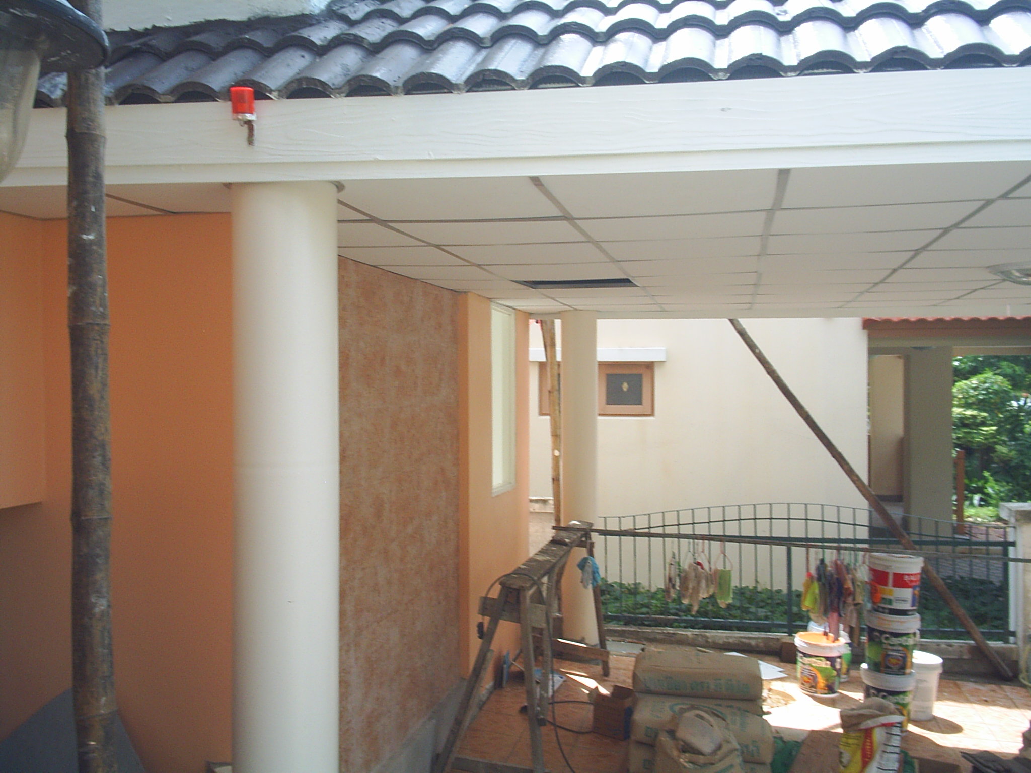 View full-size image