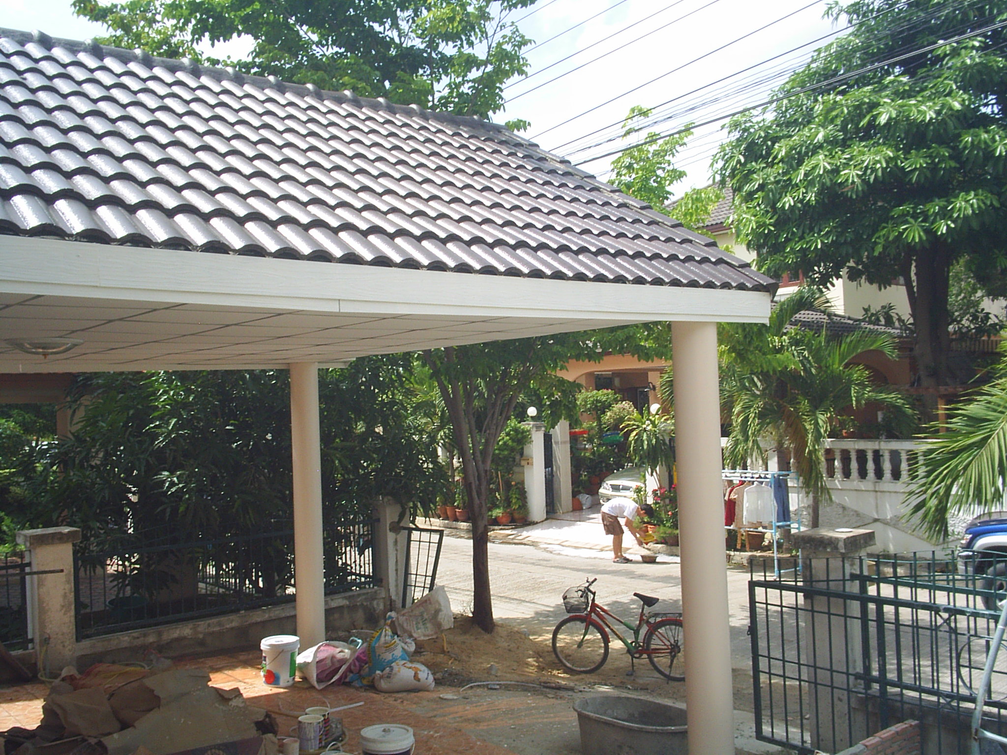 View full-size image